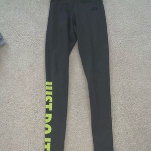 NIKE leggings